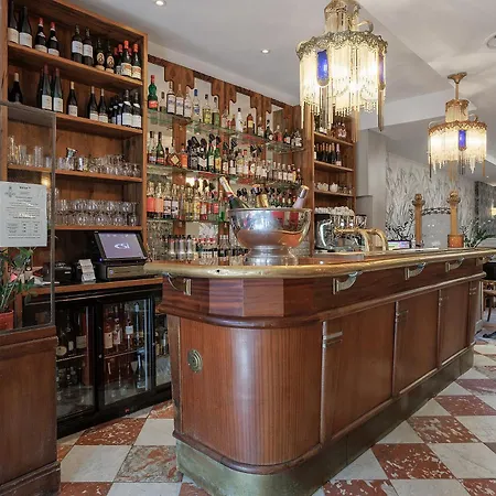 Victor Hotel Beauvais