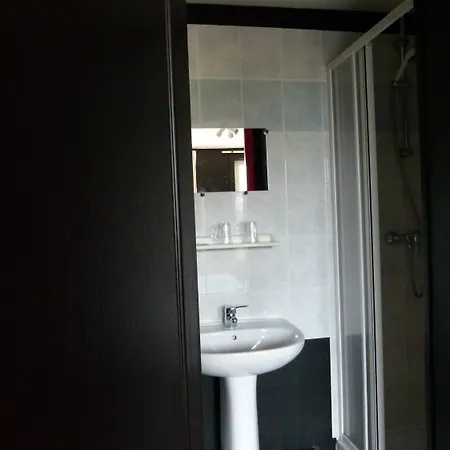 Victor Hotel